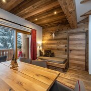 _dsc8189_optimized